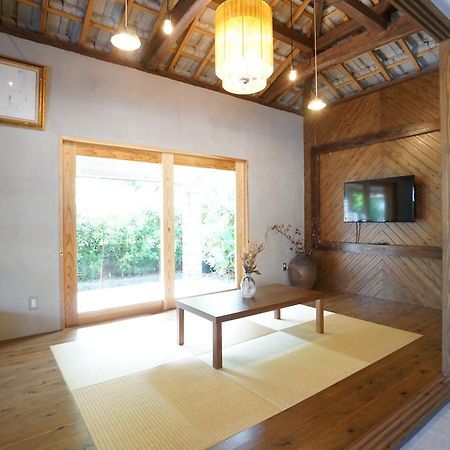 Suite Villa Mok Ogimi Екстериор снимка